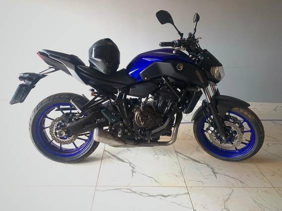 YAMAHA MT-07 ABS YAMAHA MT-07 ABS
